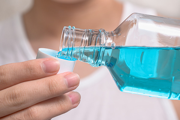 General Dentistry: What Mouthwashes Are Recommended from Miami Smile Dental in Miami, FL